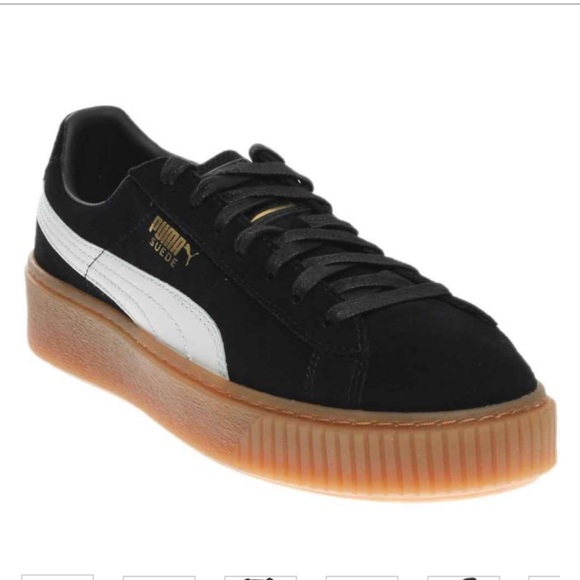 Puma Shoes - Puma basket case platform sneakers